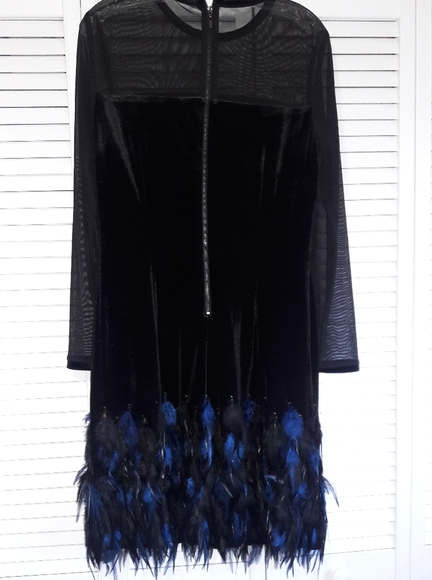NWT, TahariASL Velvet Feather Dress